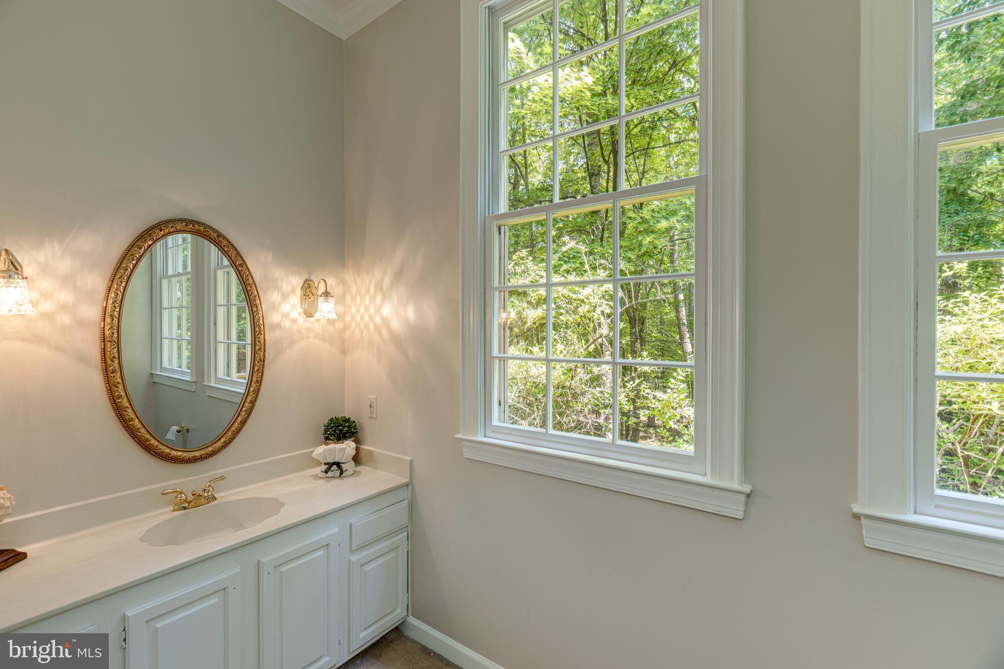 HAMPTON HILLS - Residential