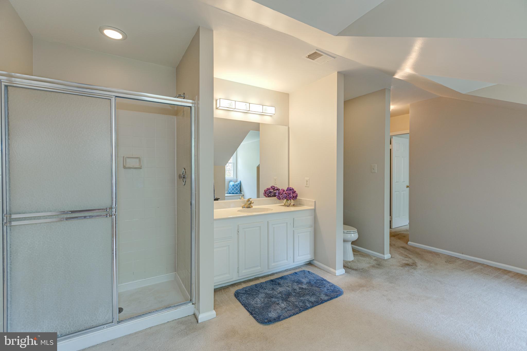 HAMPTON HILLS - Residential