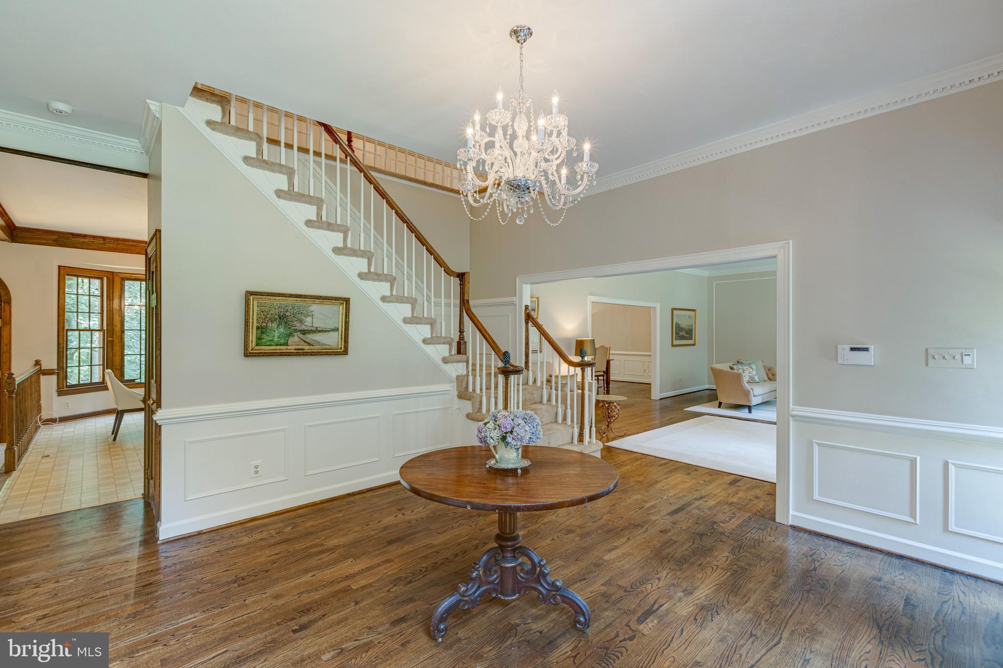 HAMPTON HILLS - Residential