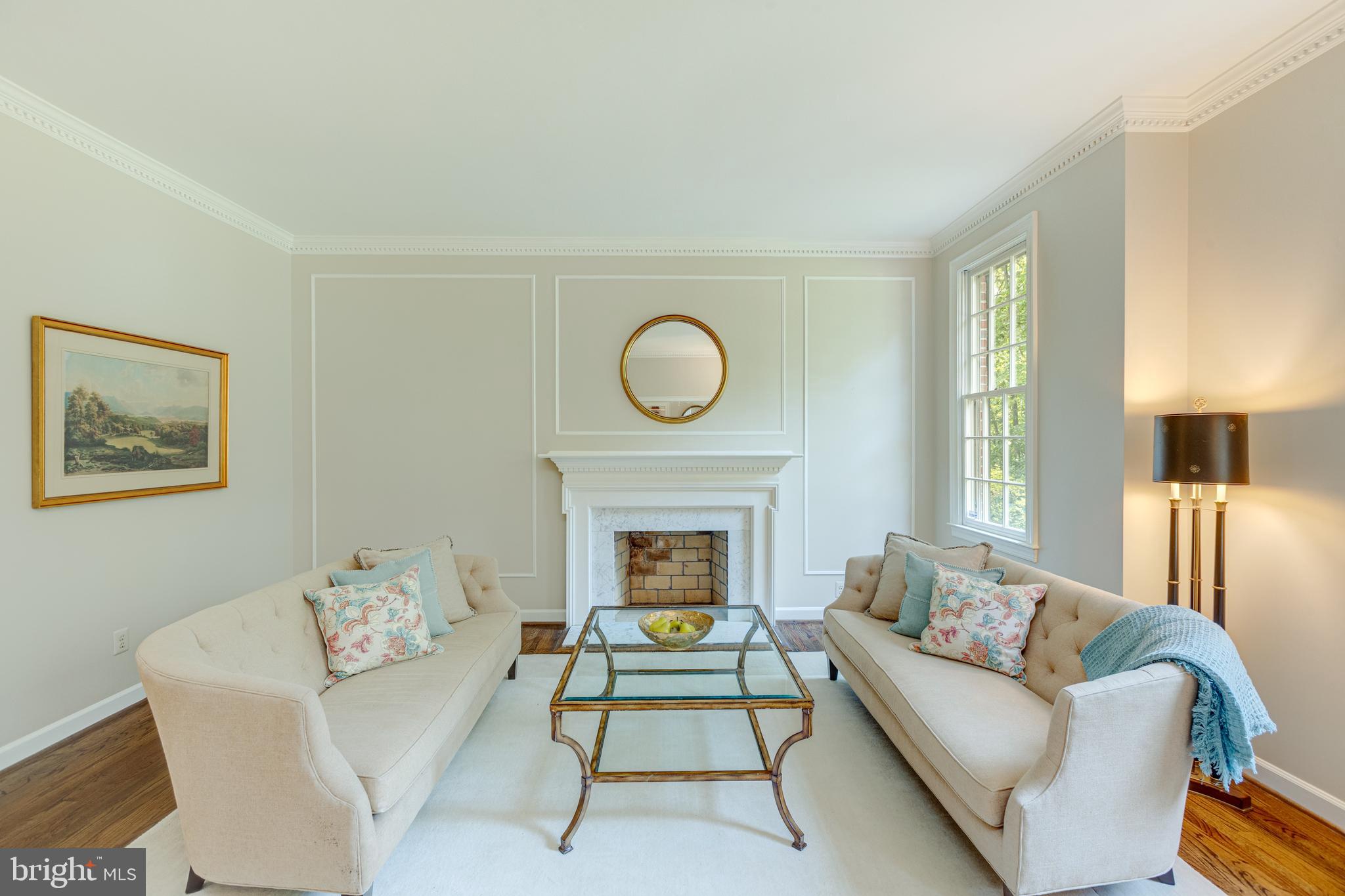 HAMPTON HILLS - Residential