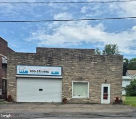 Photo of 830 Barnesville Drive, BARNESVILLE, PA 18214 (MLS # PASK2027736)