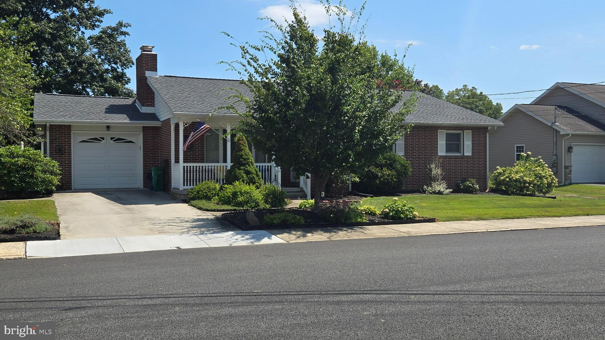 105 MEDIA ROAD
