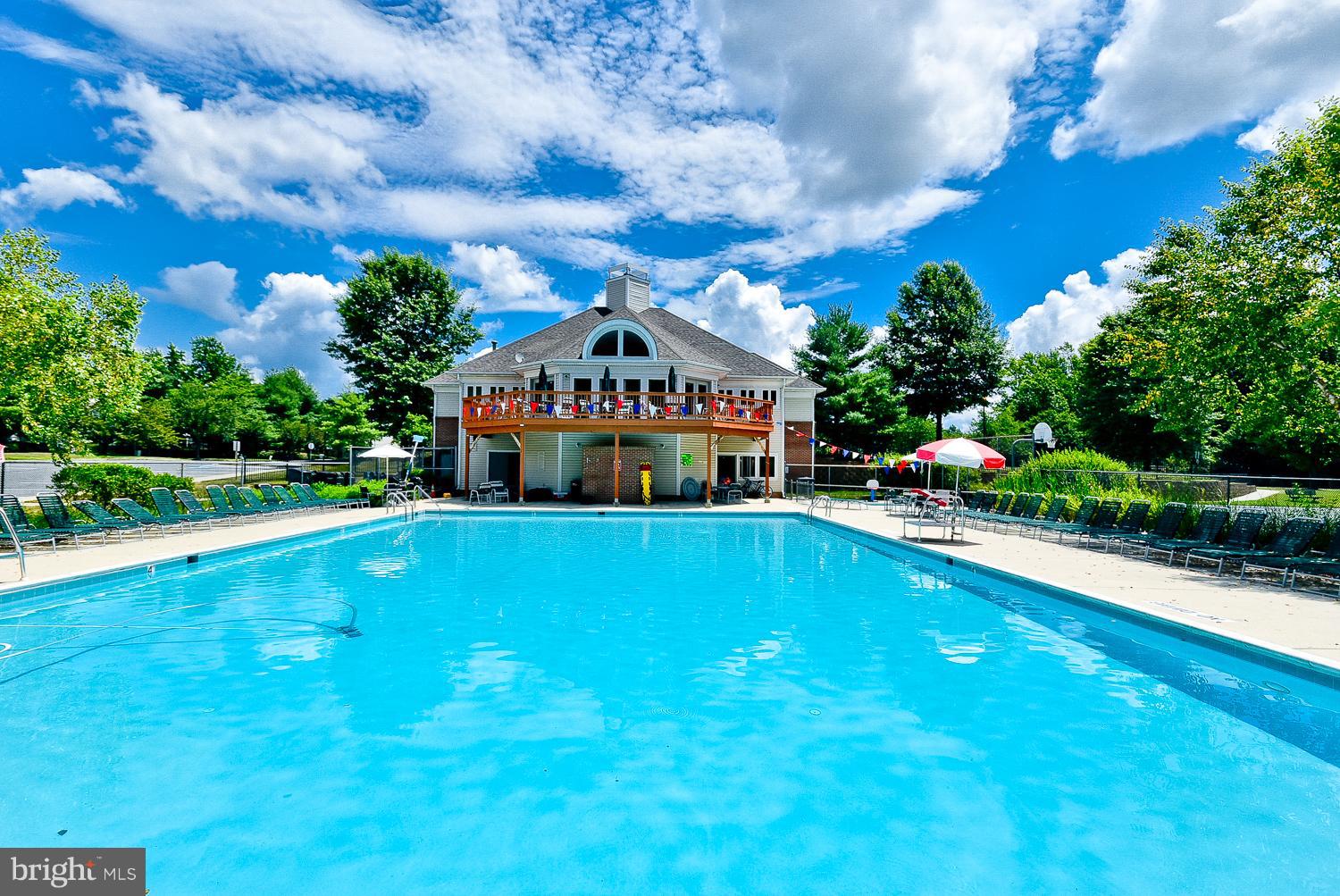 COVINGTON - Residential