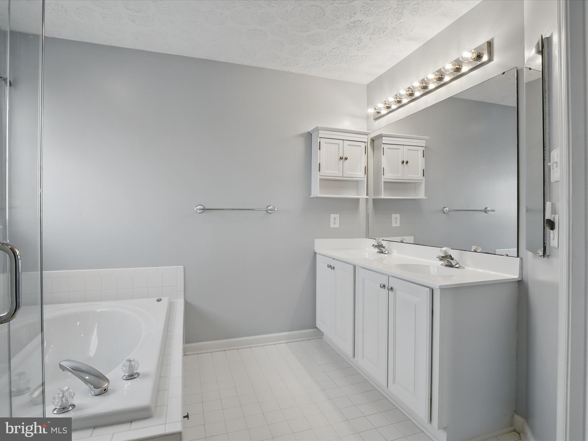 PERRY HALL FARMS - Residential