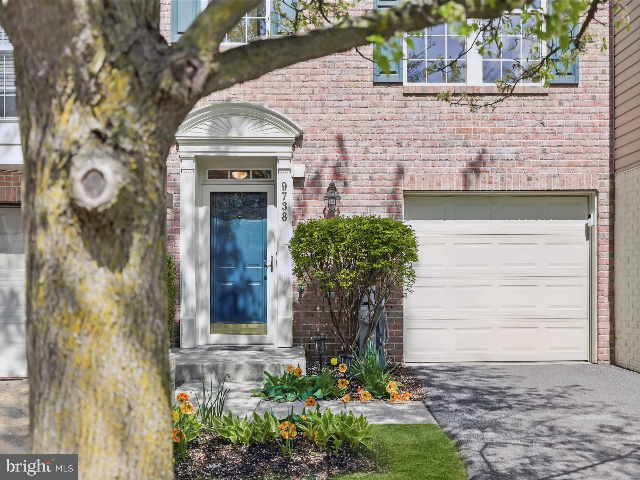 9738 MORNINGVIEW CIRCLE 9738