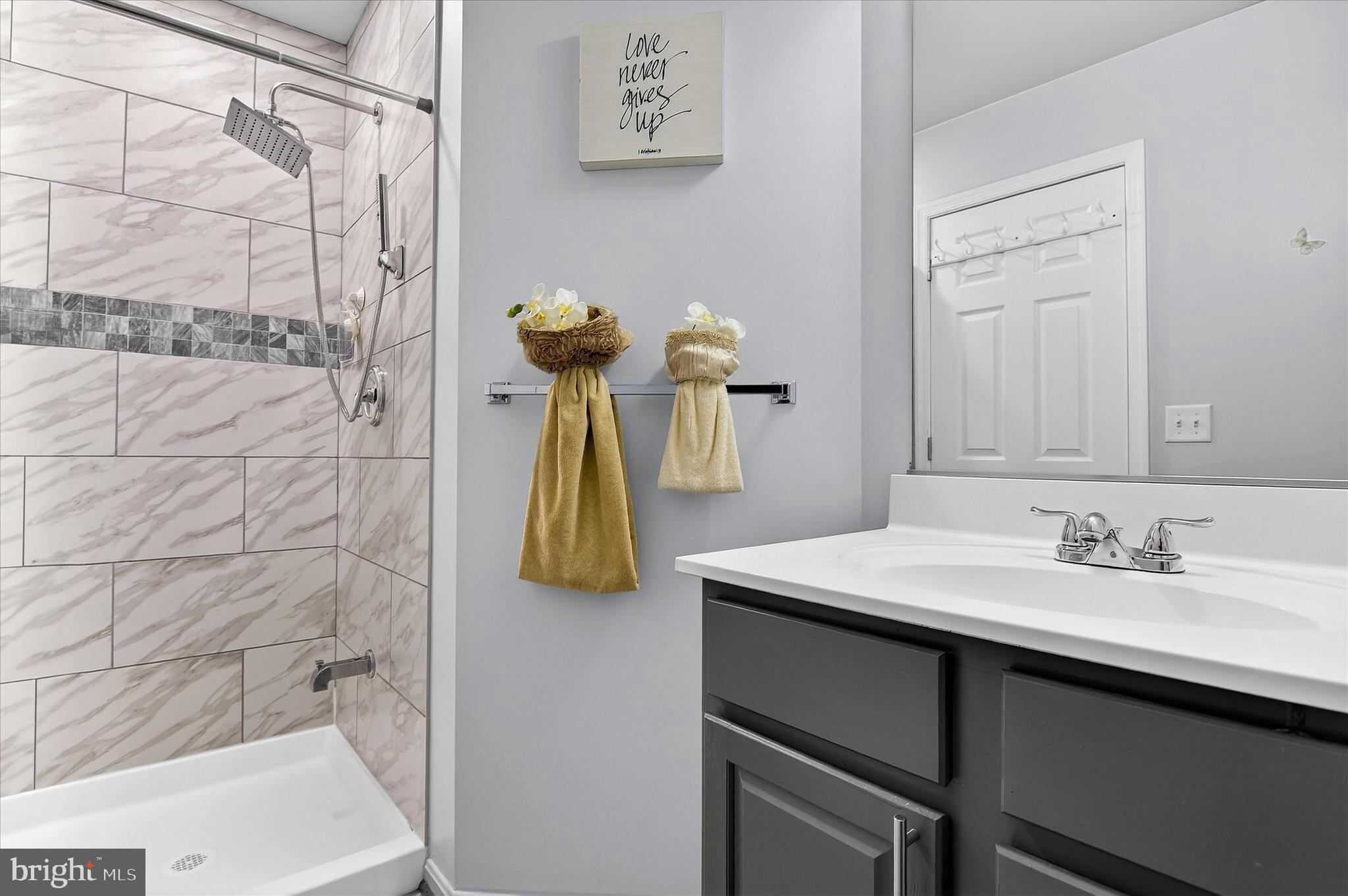 CEDAR LAWN - Residential