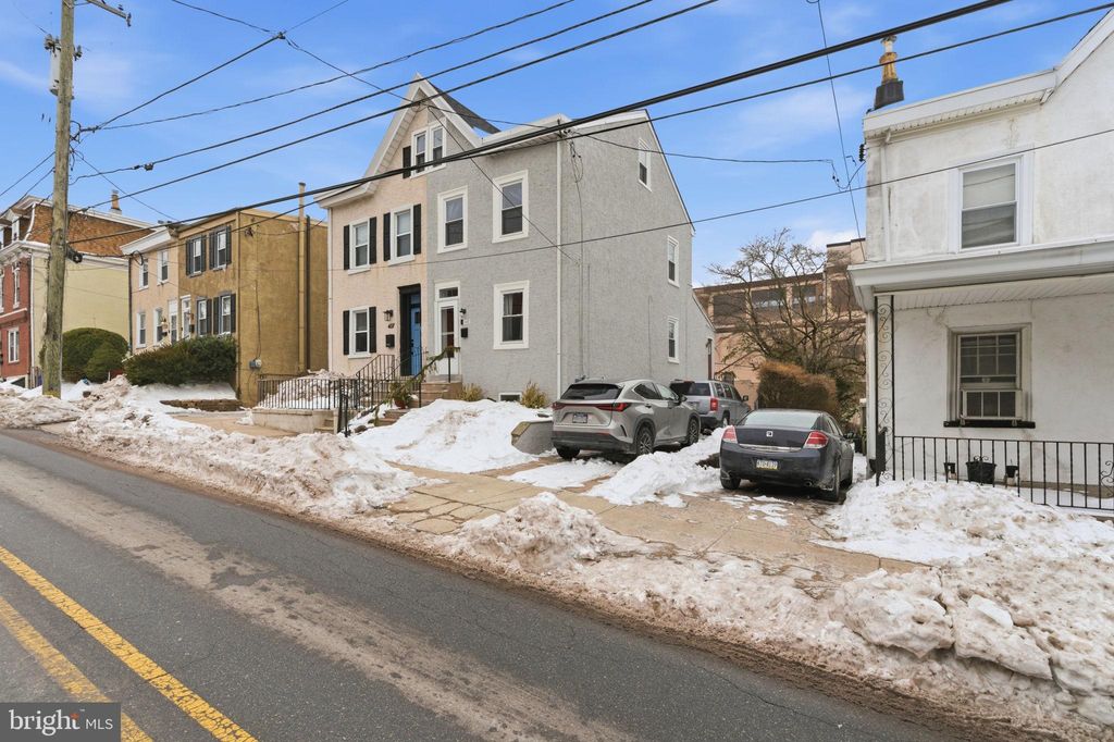 Photo of 405 Leverington Avenue, PHILADELPHIA, PA 19128 (MLS # PAPH2581570)