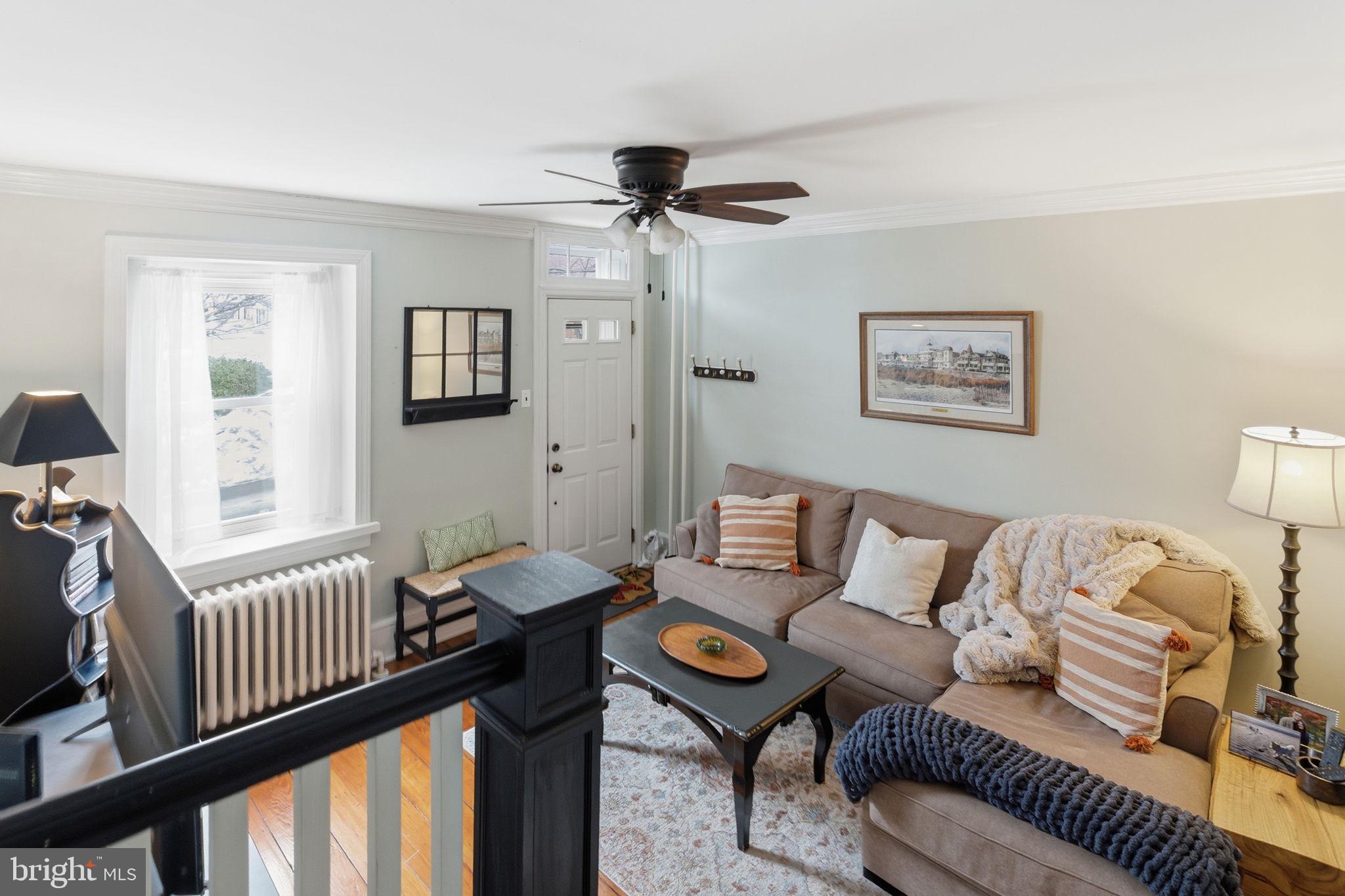 405 LEVERINGTON AVENUE