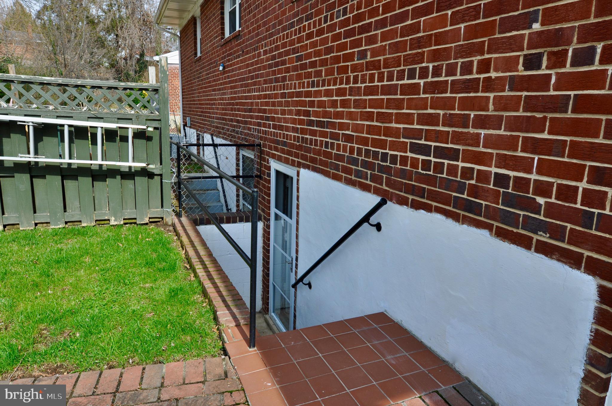 TARLETON - Residential Lease