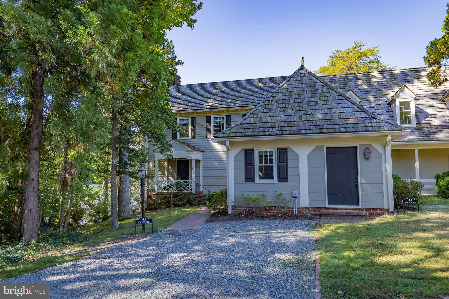 43 MUIRFIELD COURT