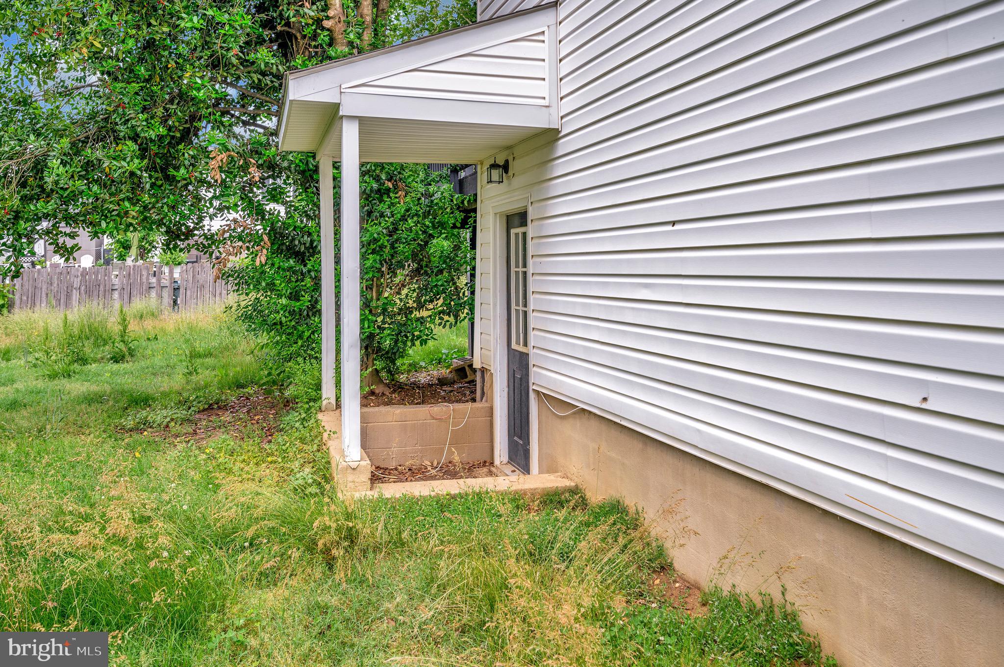 MILL GARDEN - Residential Lease