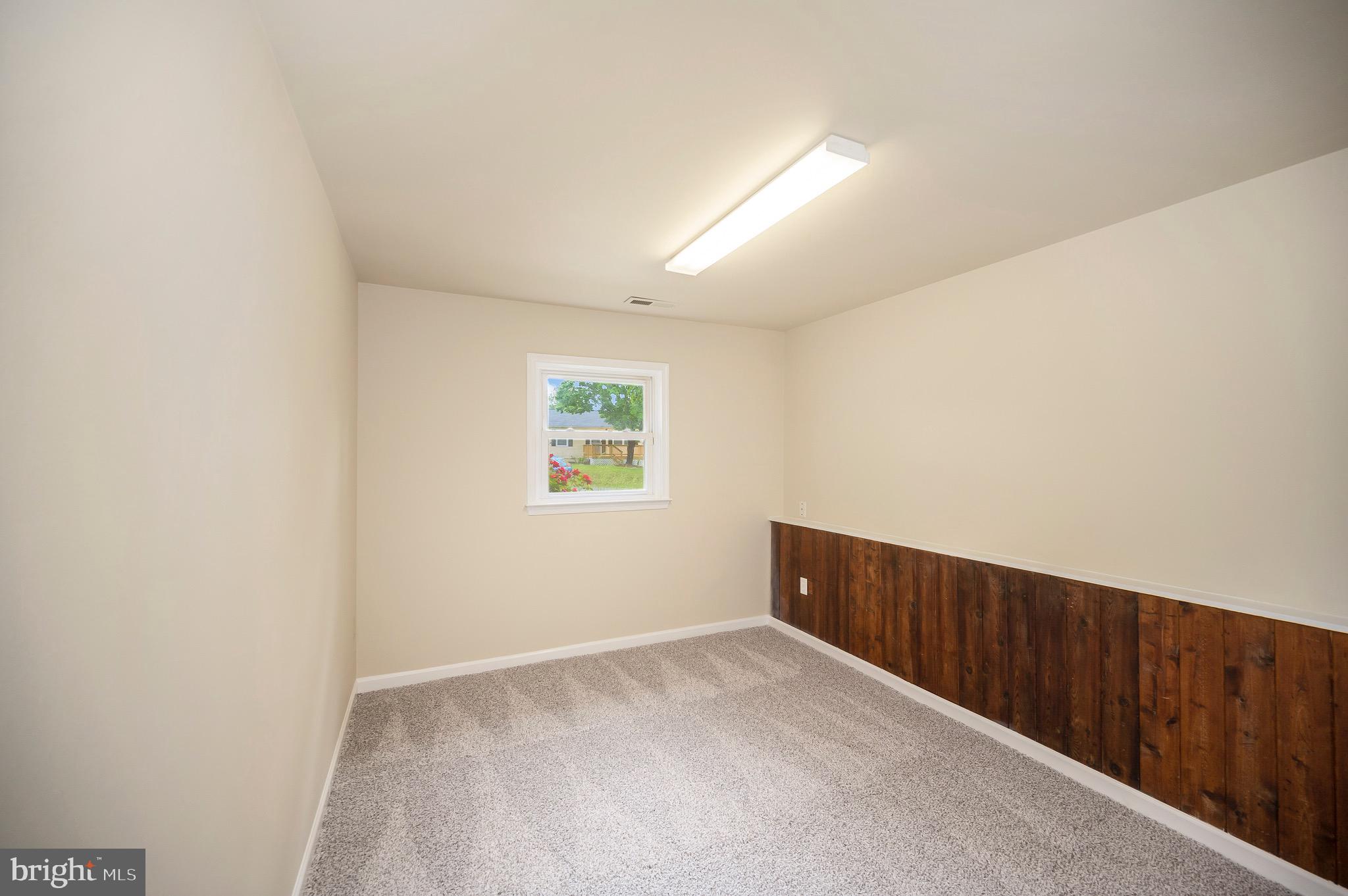 MILL GARDEN - Residential Lease