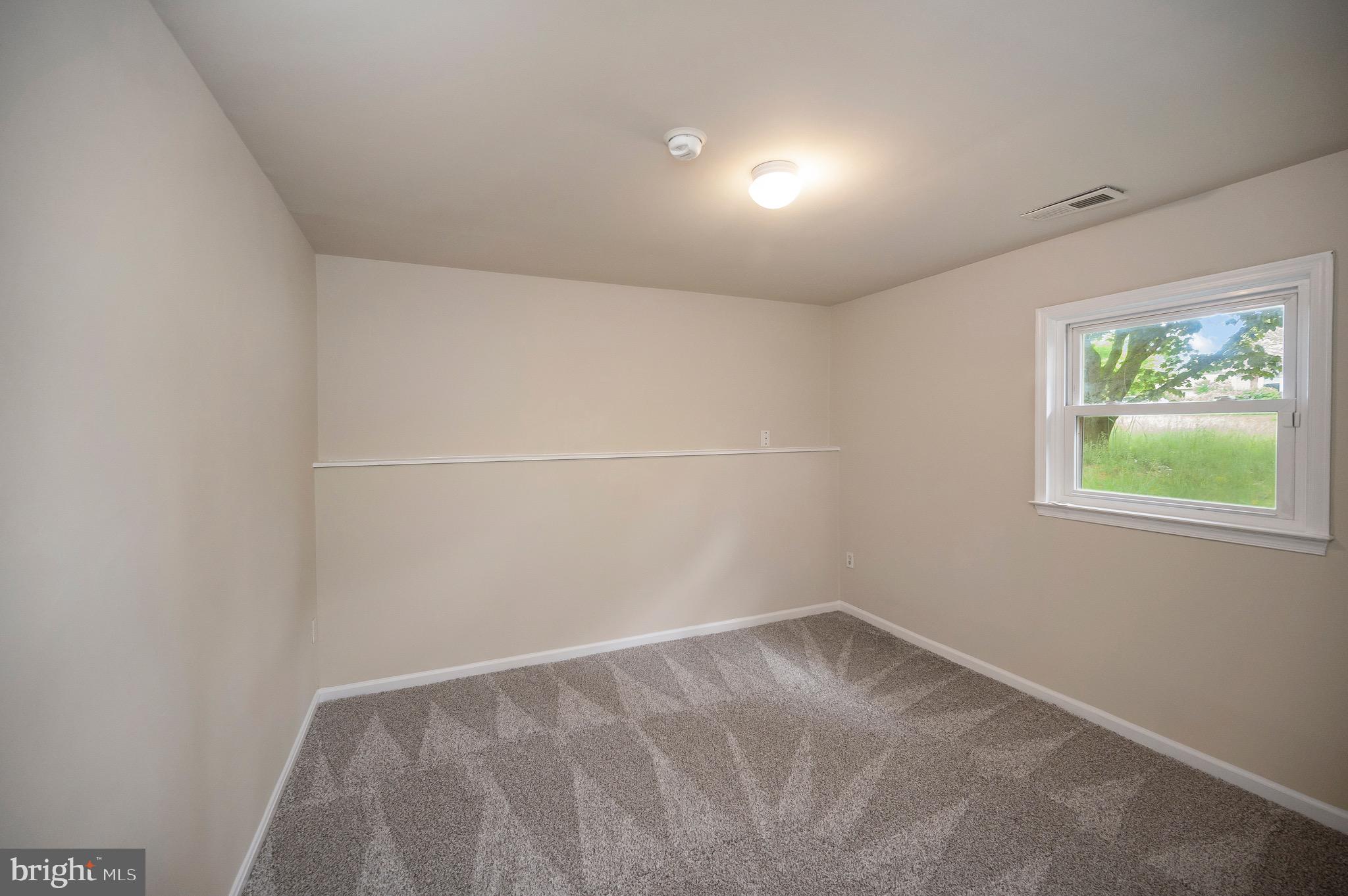 MILL GARDEN - Residential Lease