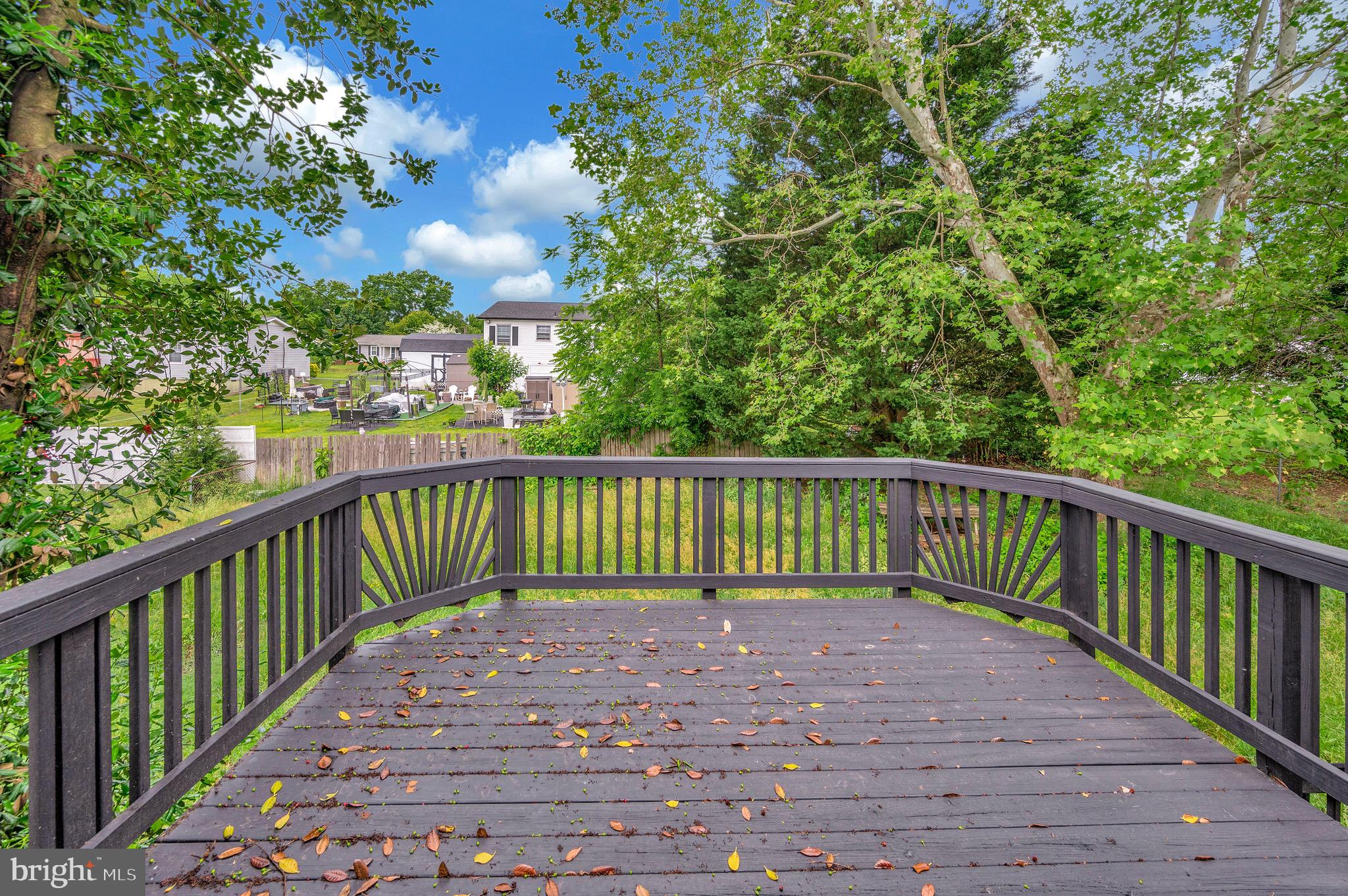 MILL GARDEN - Residential Lease