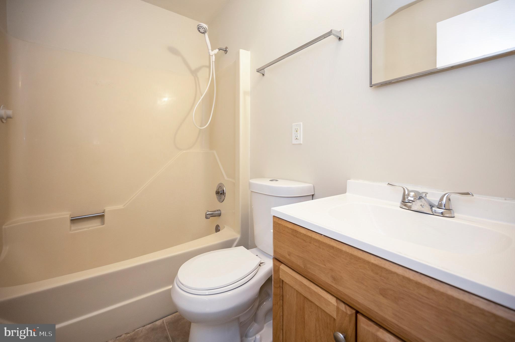 MILL GARDEN - Residential Lease