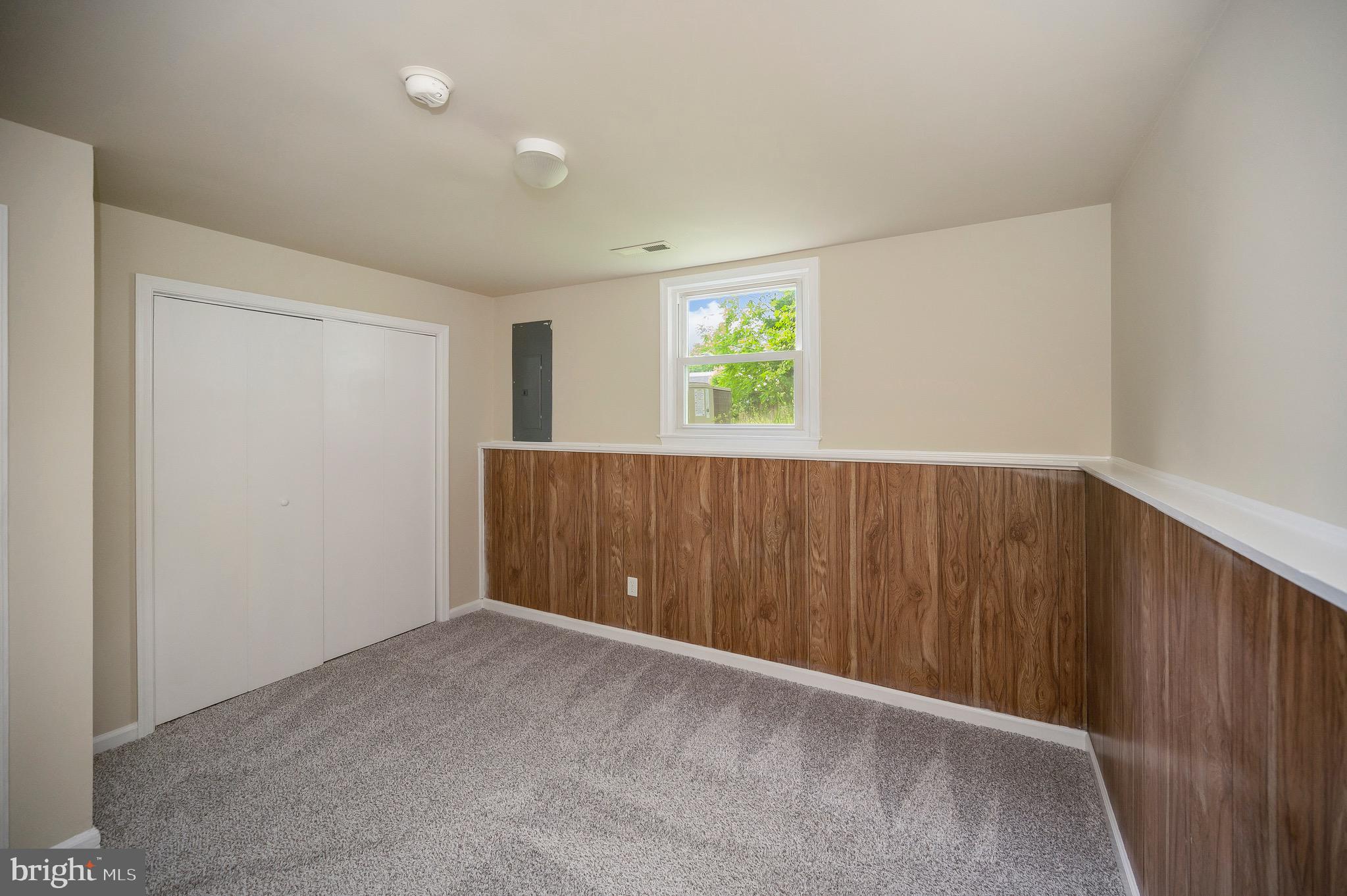 MILL GARDEN - Residential Lease