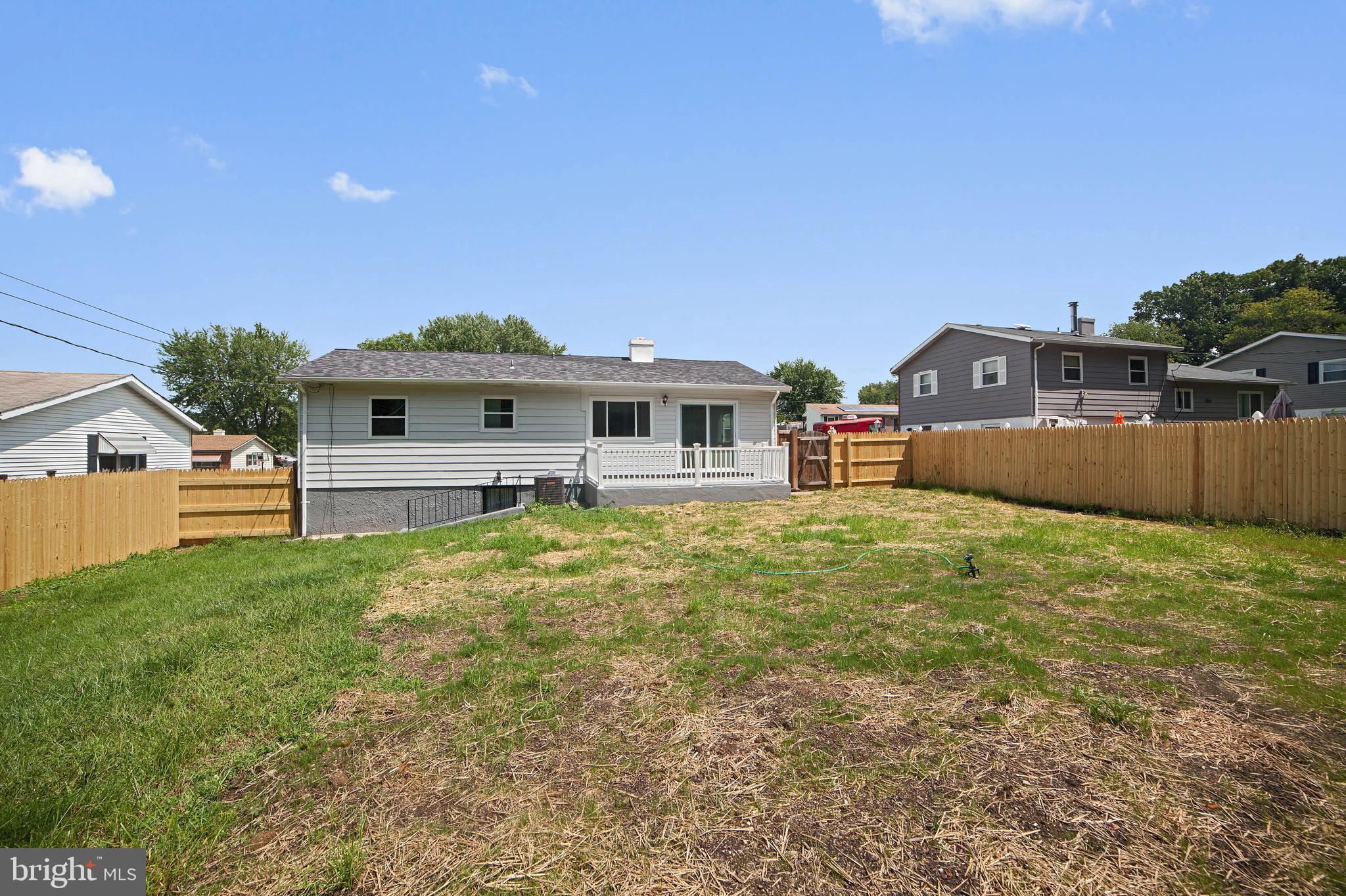 DEERFIELD - Residential Lease