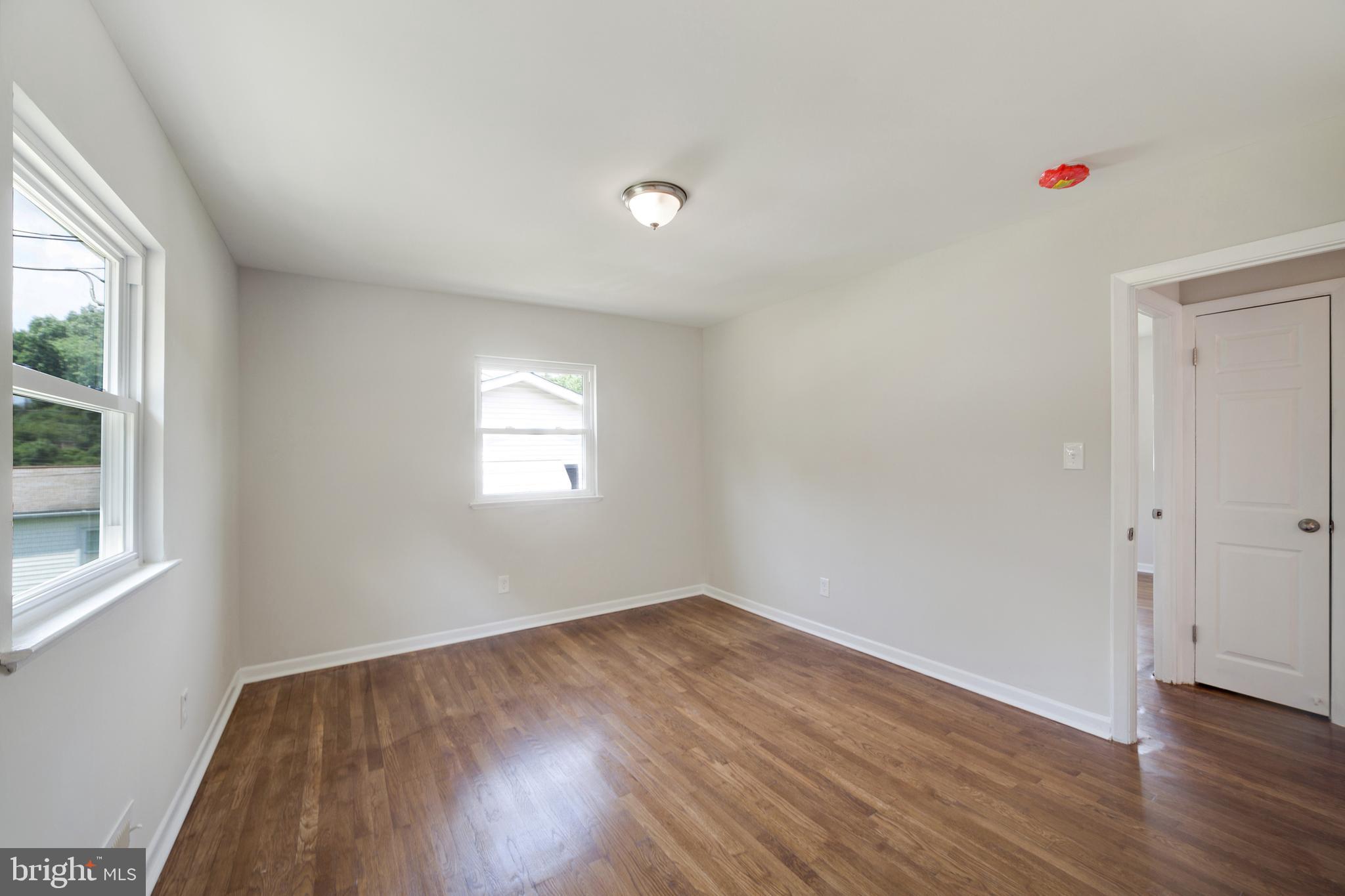 DEERFIELD - Residential Lease