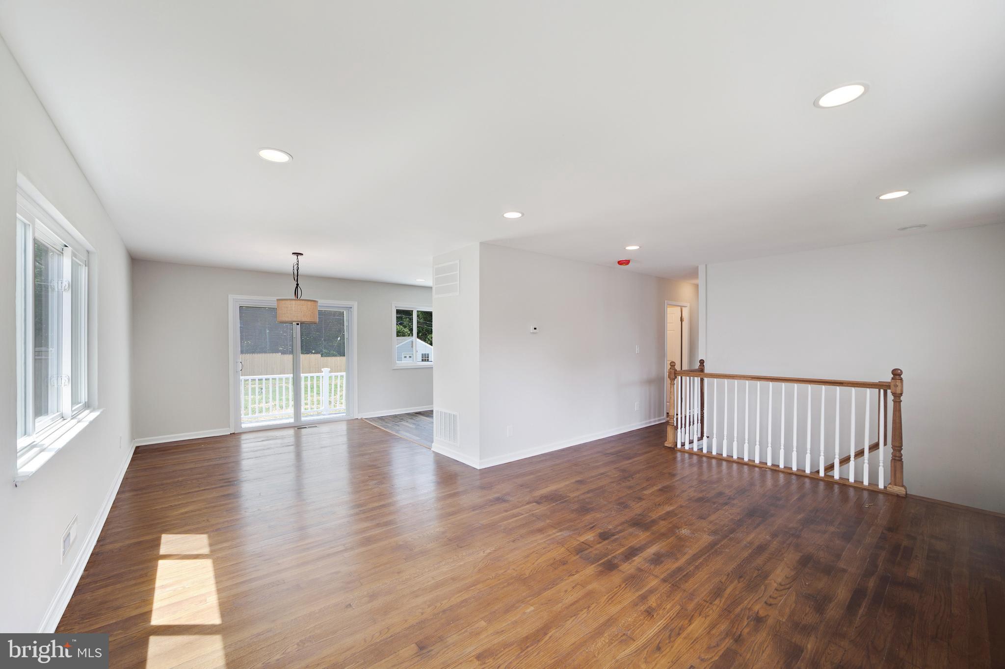 DEERFIELD - Residential Lease