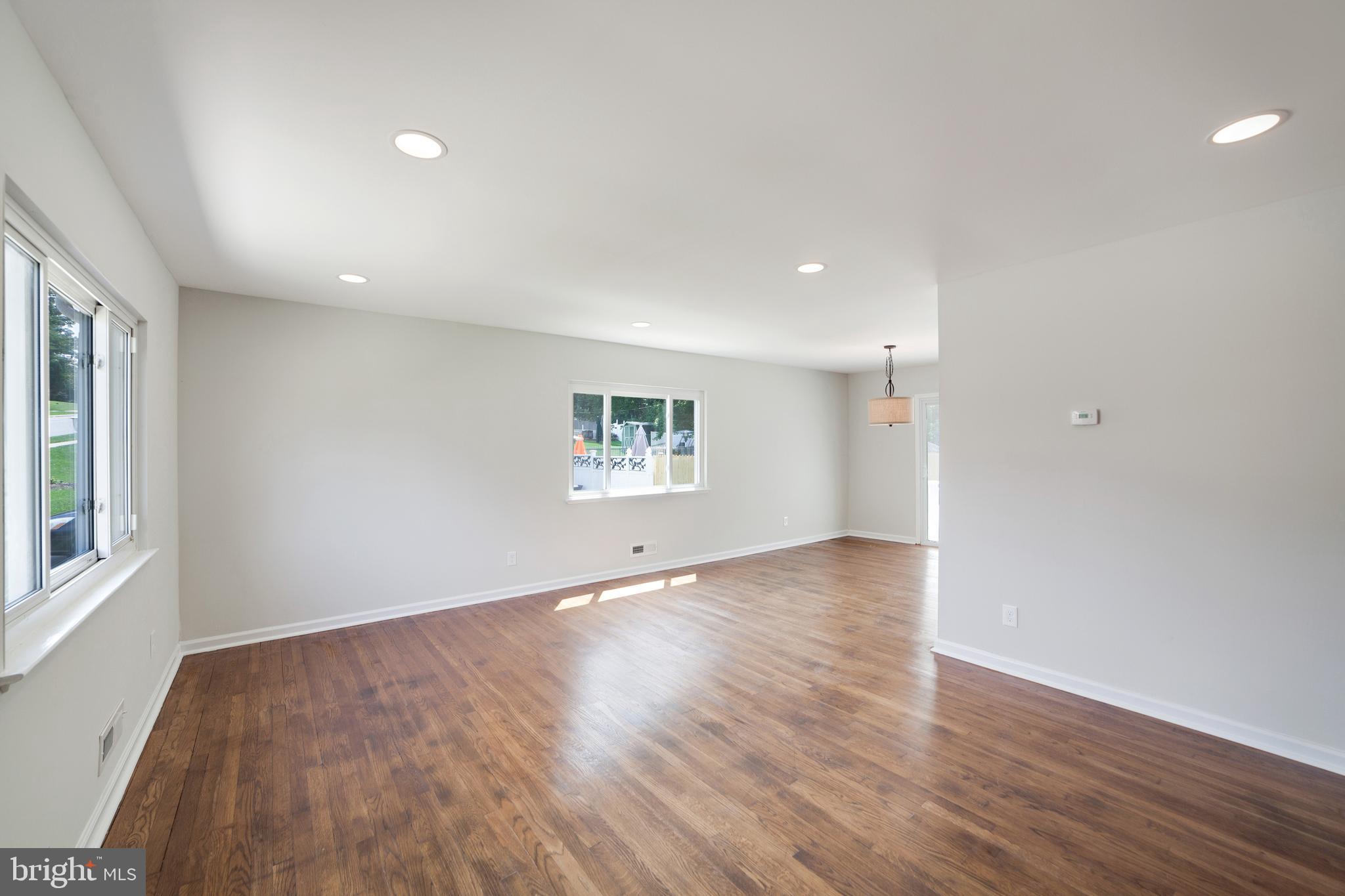 DEERFIELD - Residential Lease