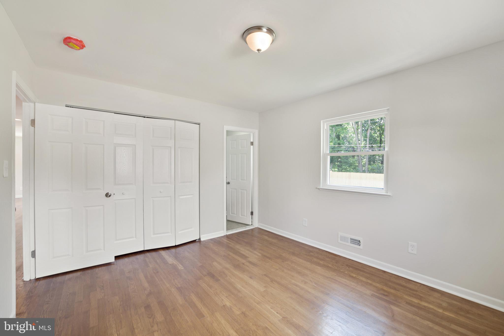 DEERFIELD - Residential Lease