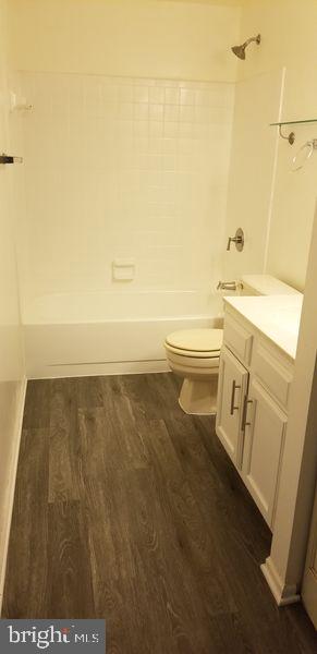 GLEN OAKS - Residential