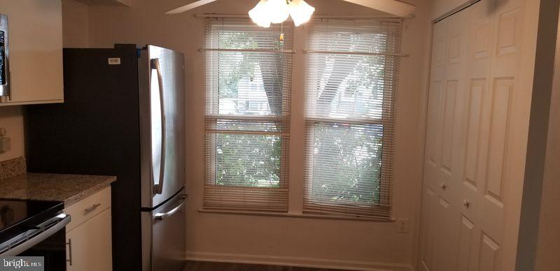 GLEN OAKS - Residential