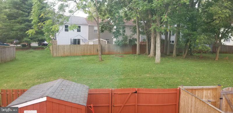 GLEN OAKS - Residential