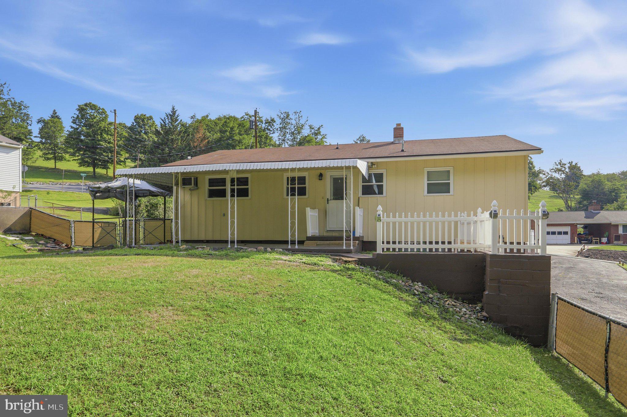 95 OLD ORCHARD DRIVE