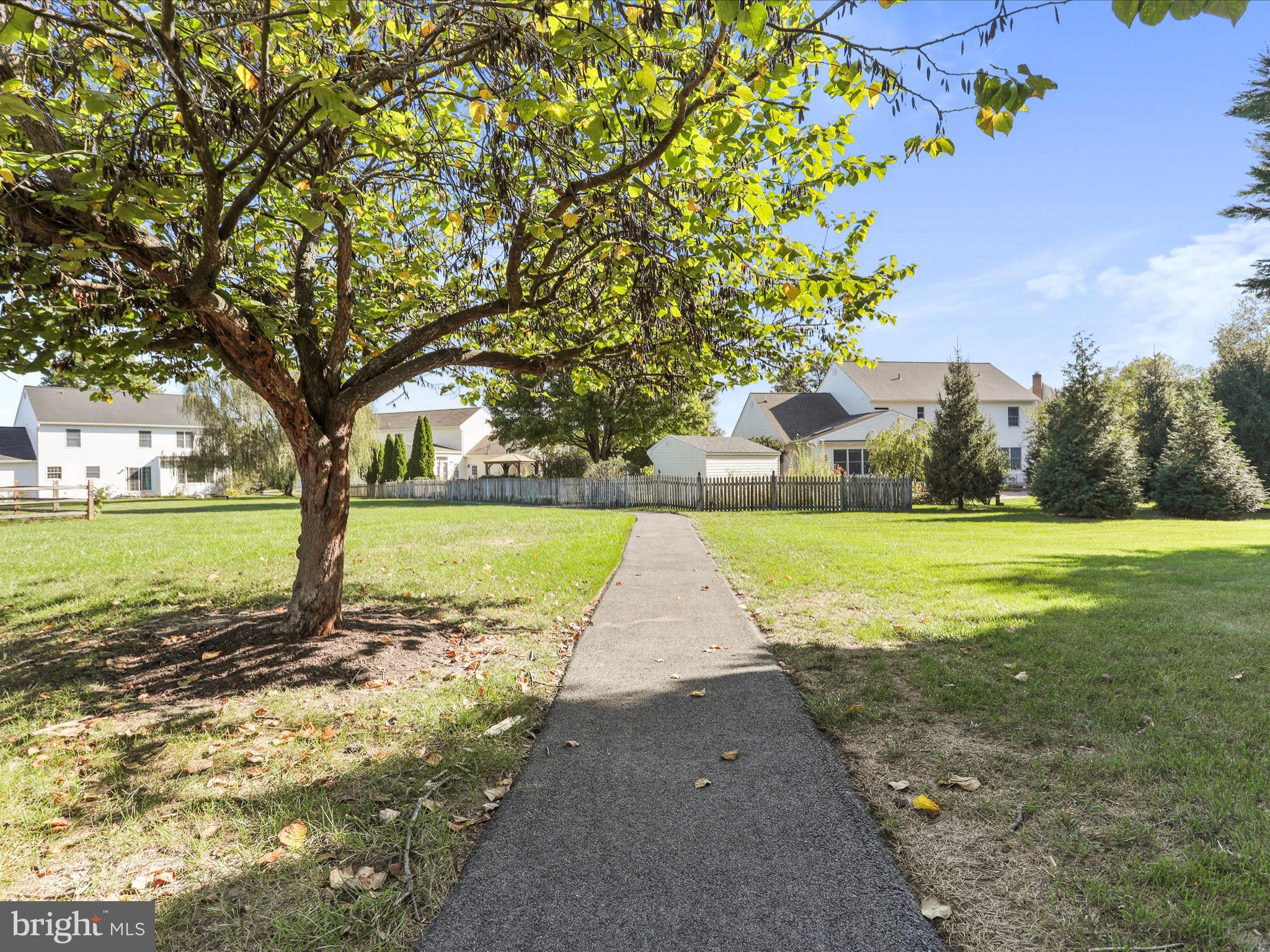 BUCKINGHAM HILLS - Residential