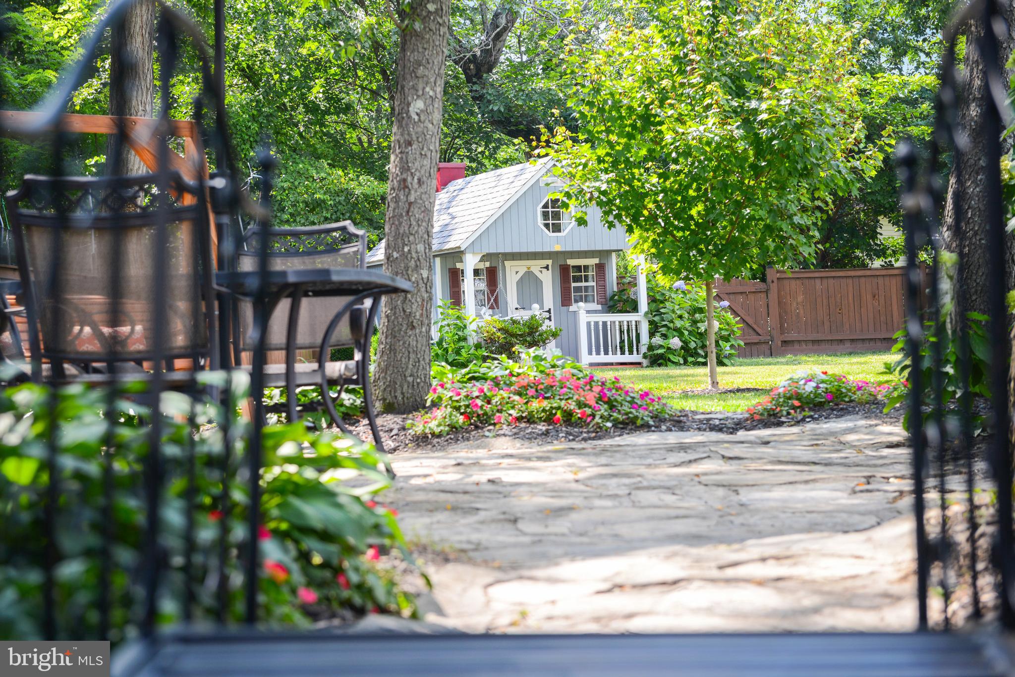 BUCKINGHAM HILLS - Residential