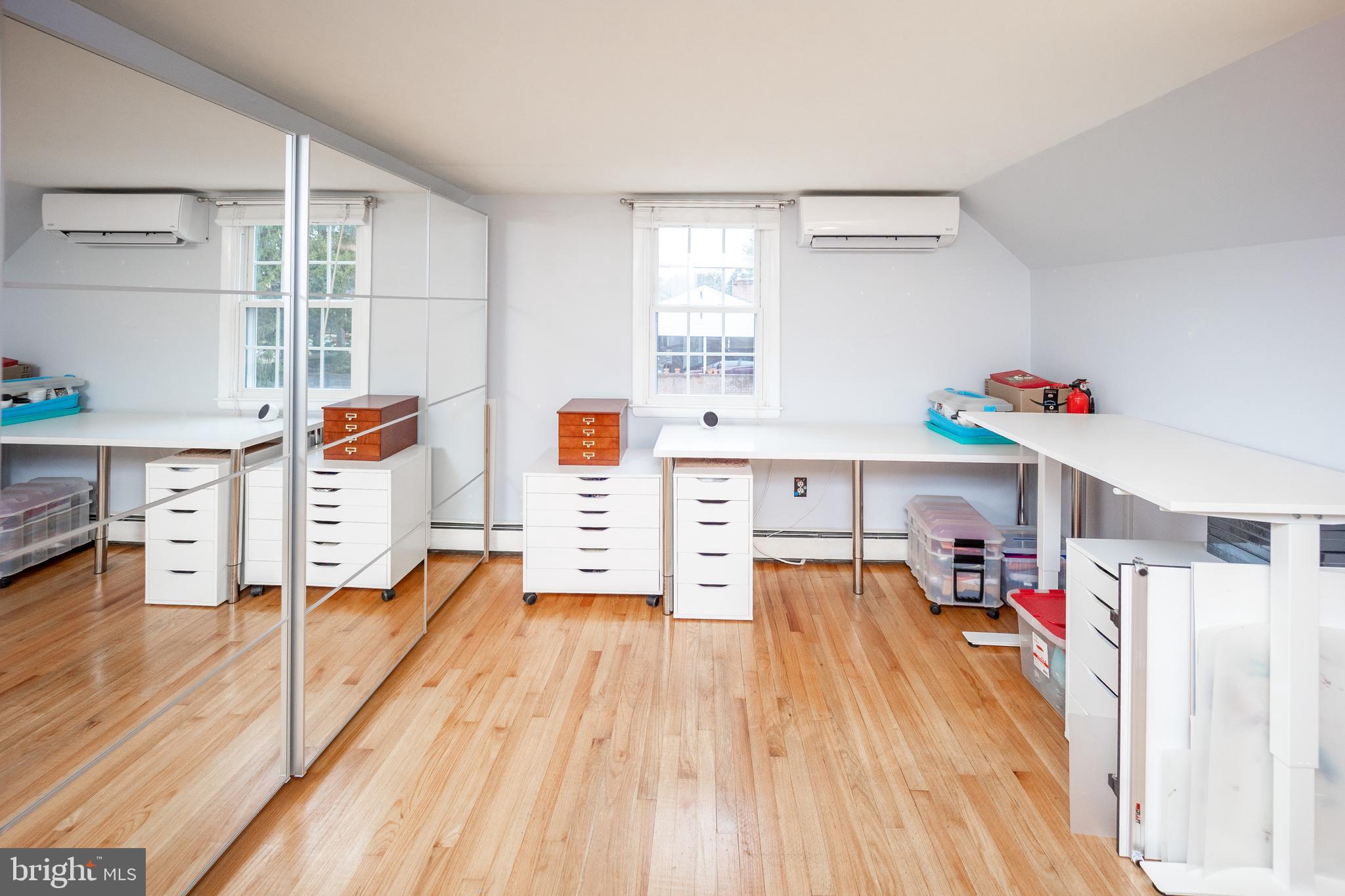 FONT HILL VILLAGE - Residential