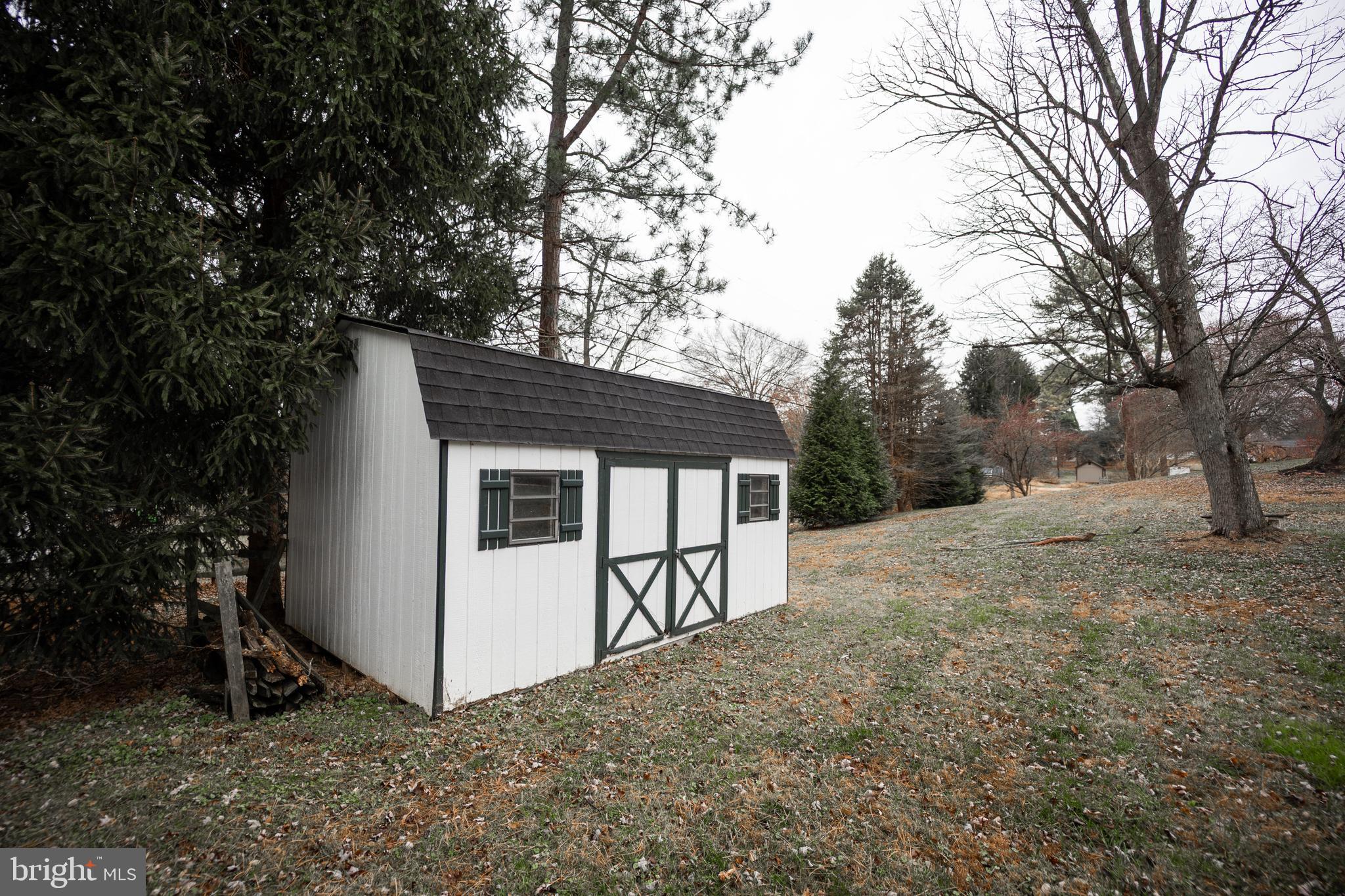 FONT HILL VILLAGE - Residential