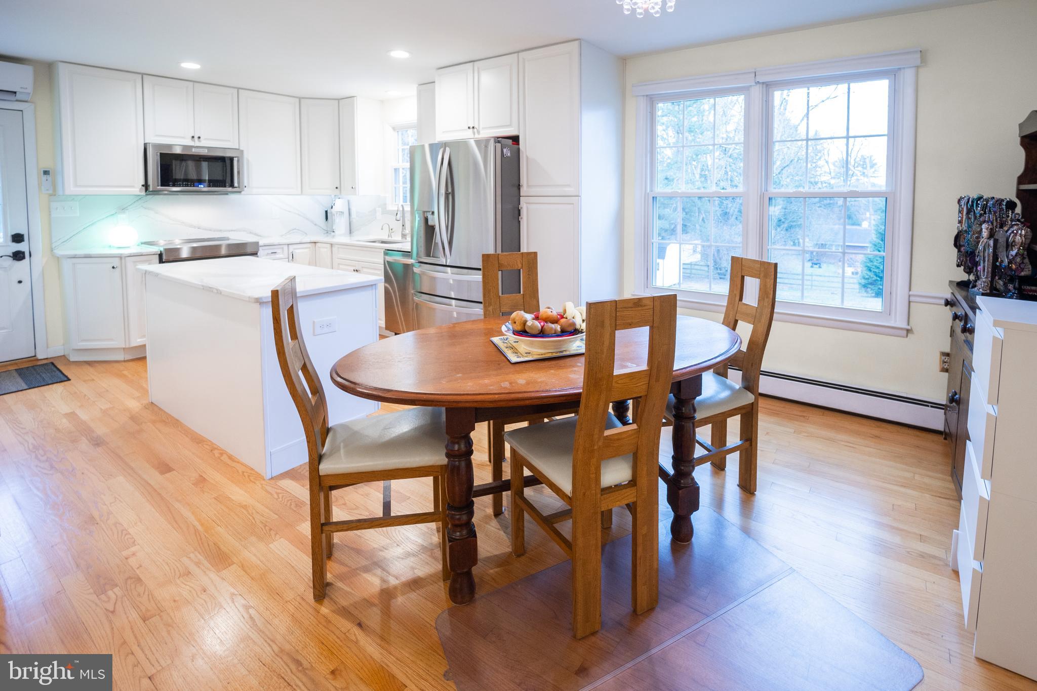 FONT HILL VILLAGE - Residential