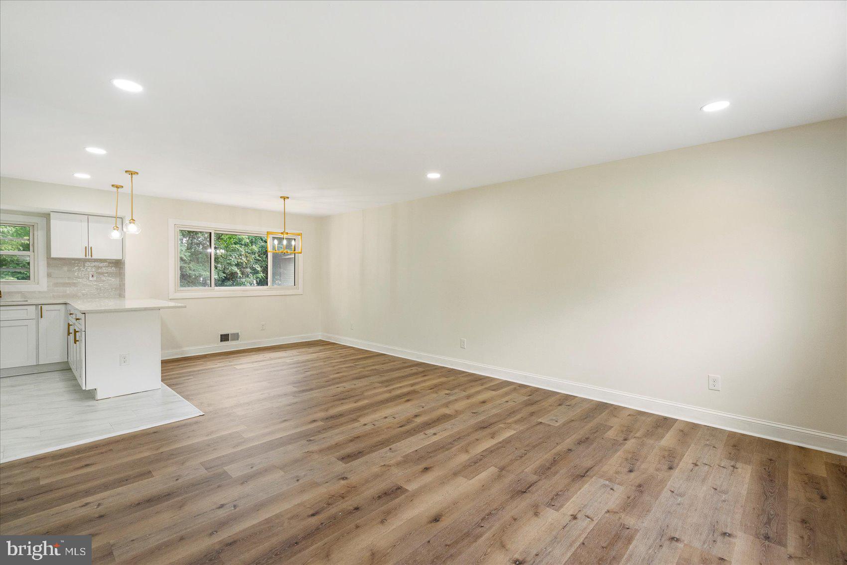 DEERFIELD - Residential