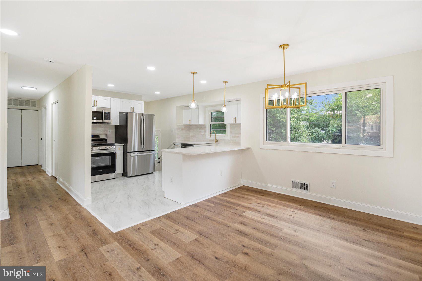 DEERFIELD - Residential