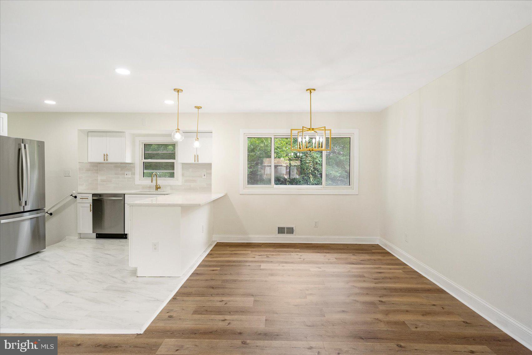 DEERFIELD - Residential