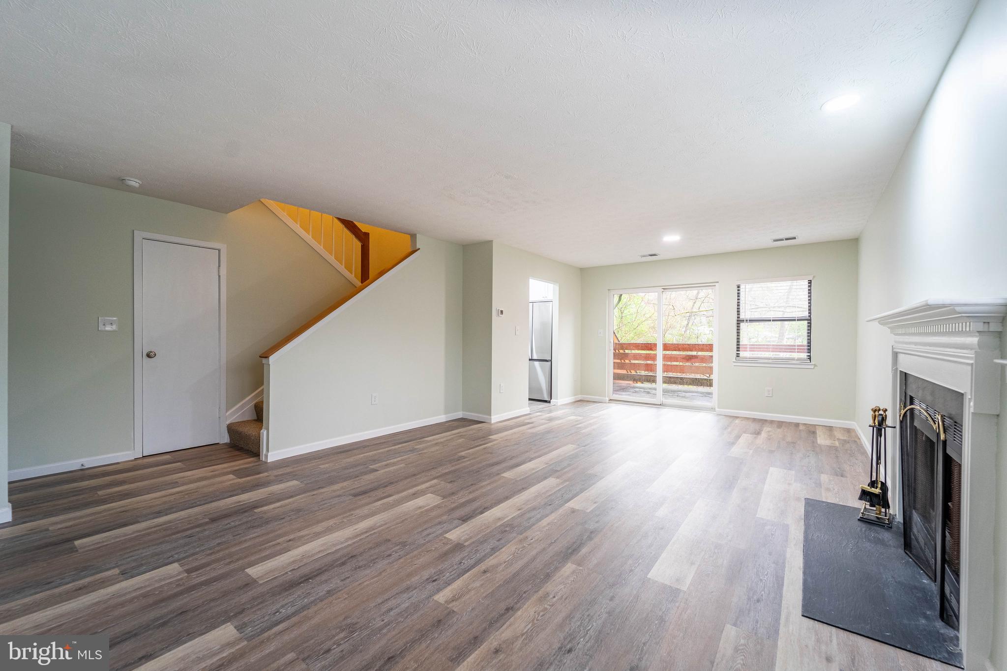 DICKINSON - Residential