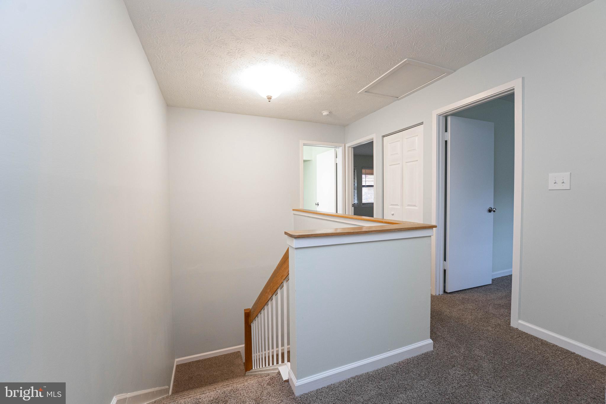 DICKINSON - Residential