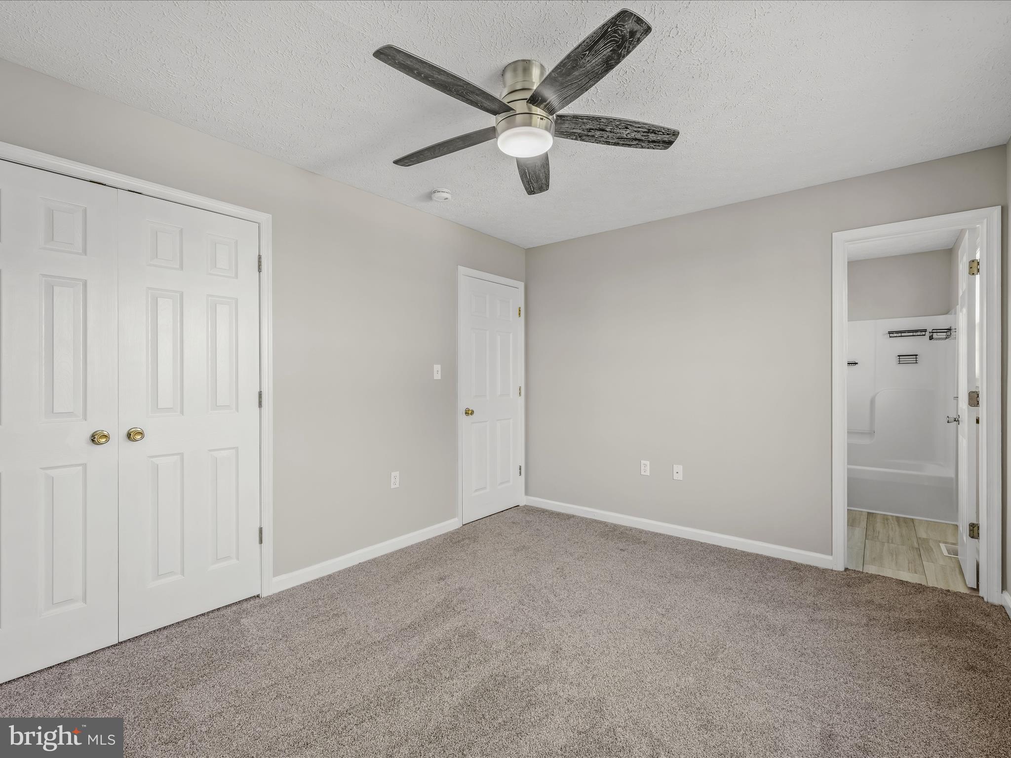 BRIAR RUN - Residential