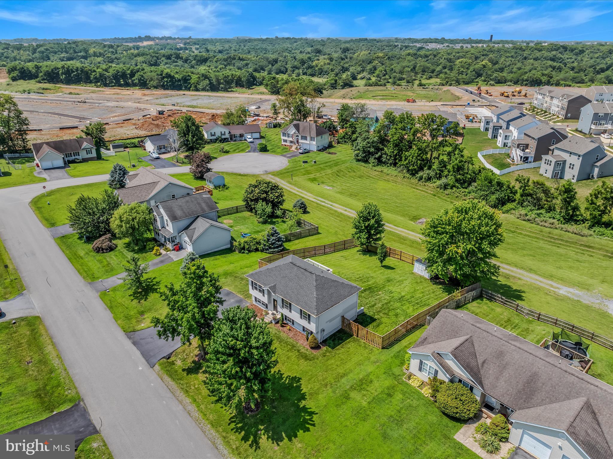 BRIAR RUN - Residential