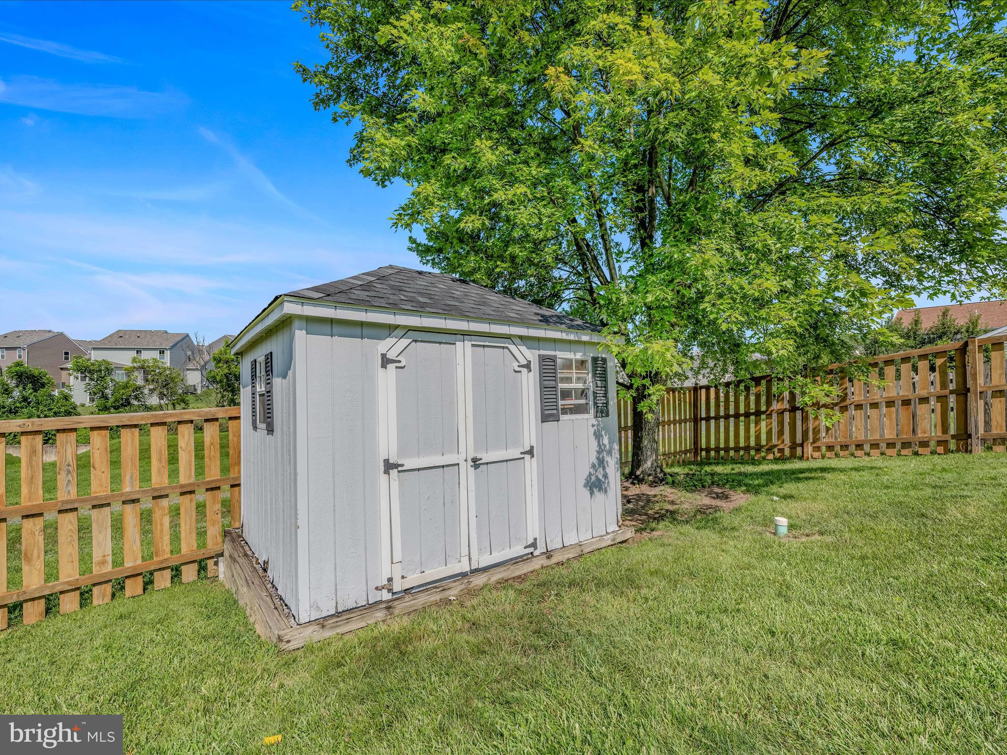 BRIAR RUN - Residential