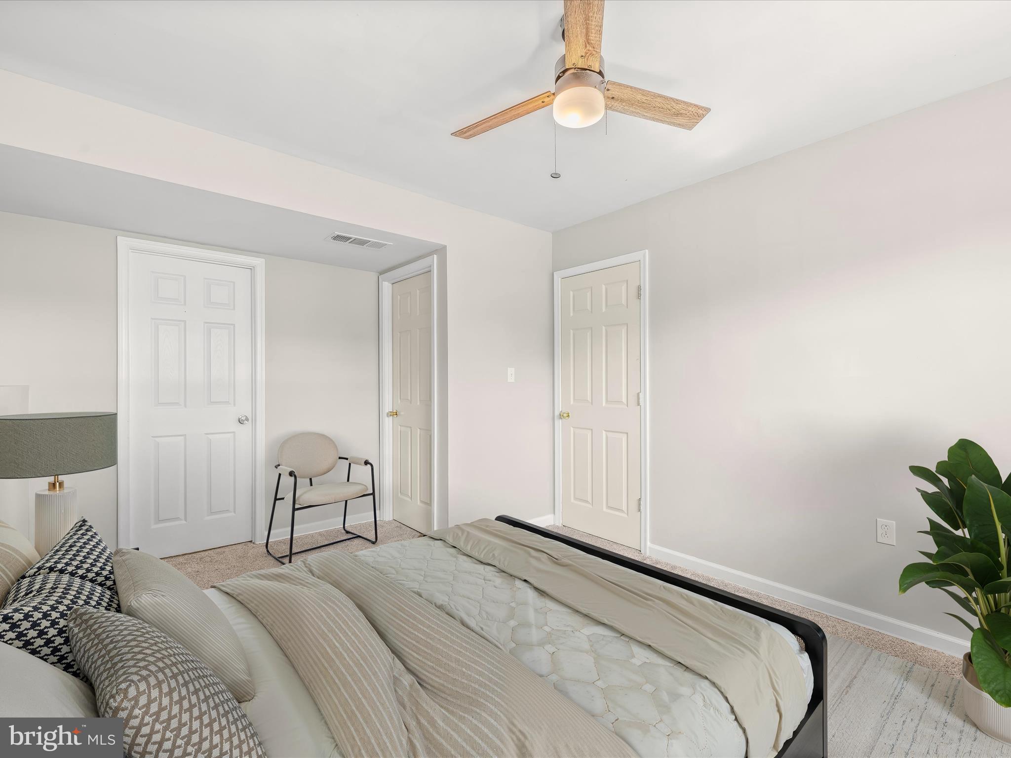 BRIAR RUN - Residential