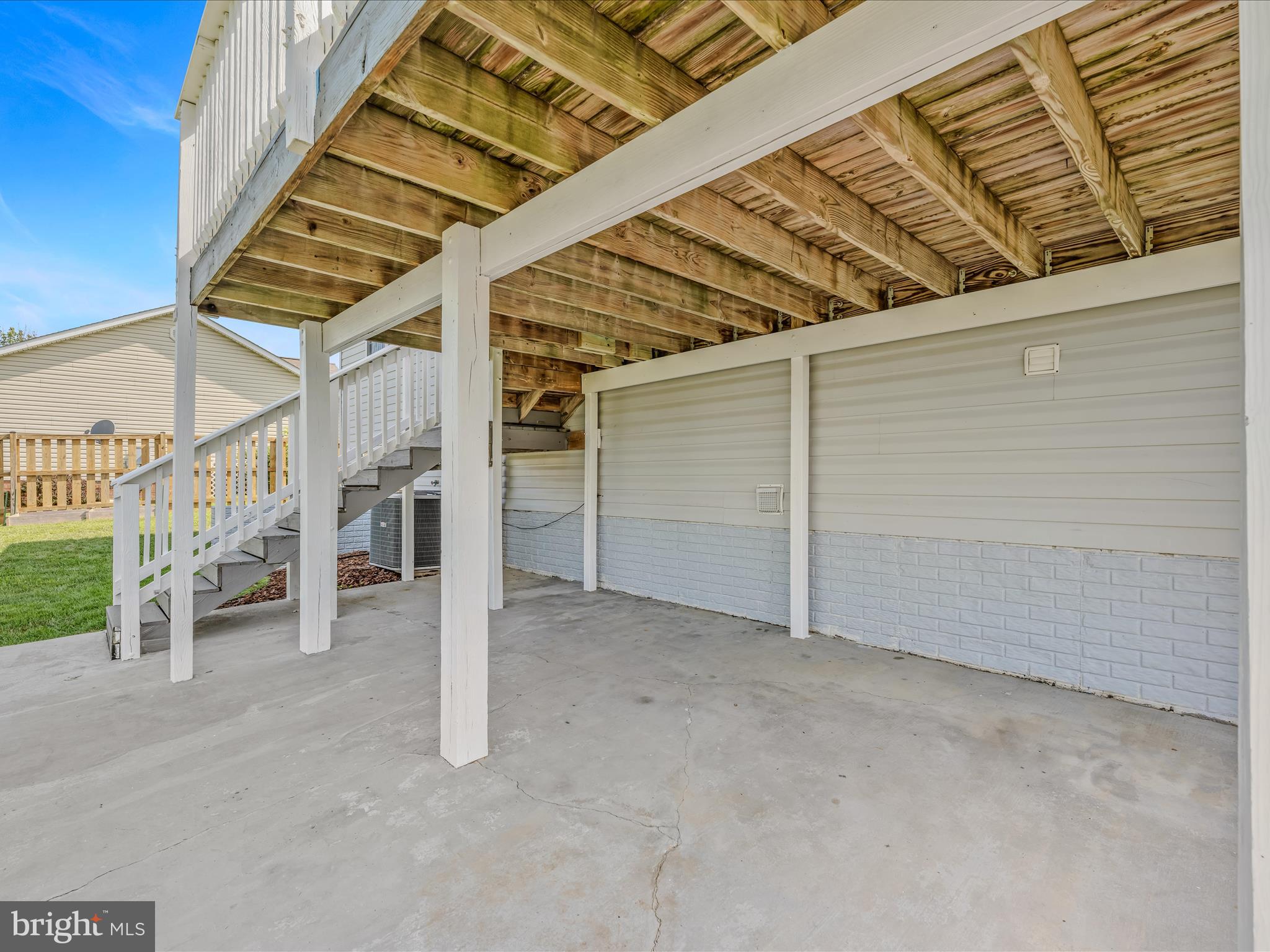 BRIAR RUN - Residential