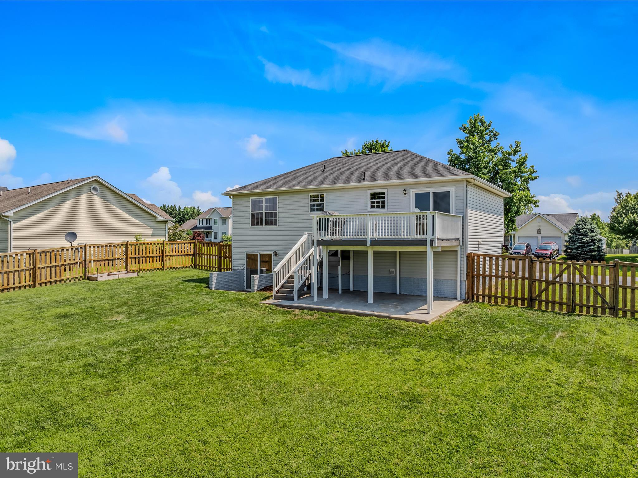 BRIAR RUN - Residential