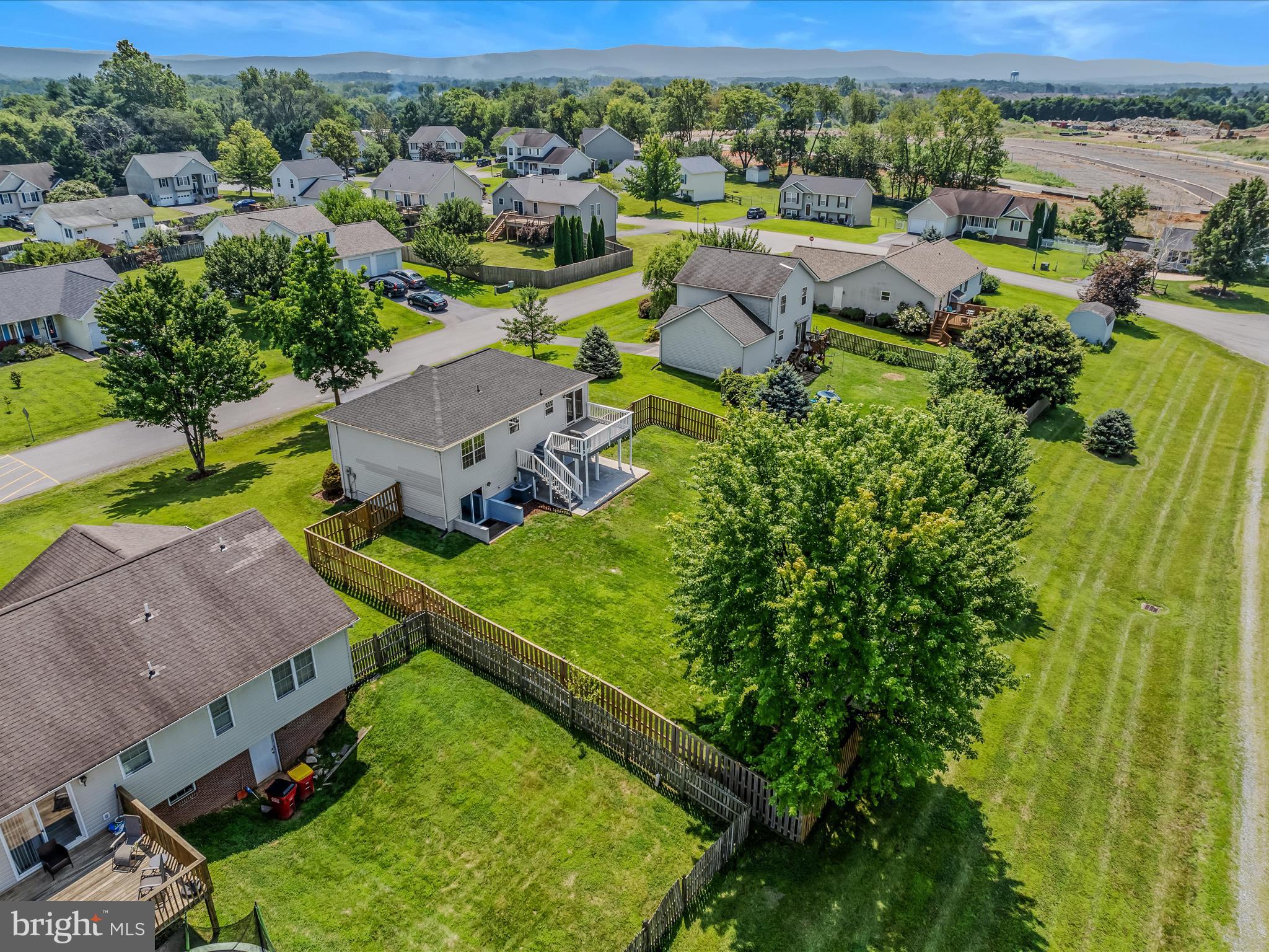 BRIAR RUN - Residential