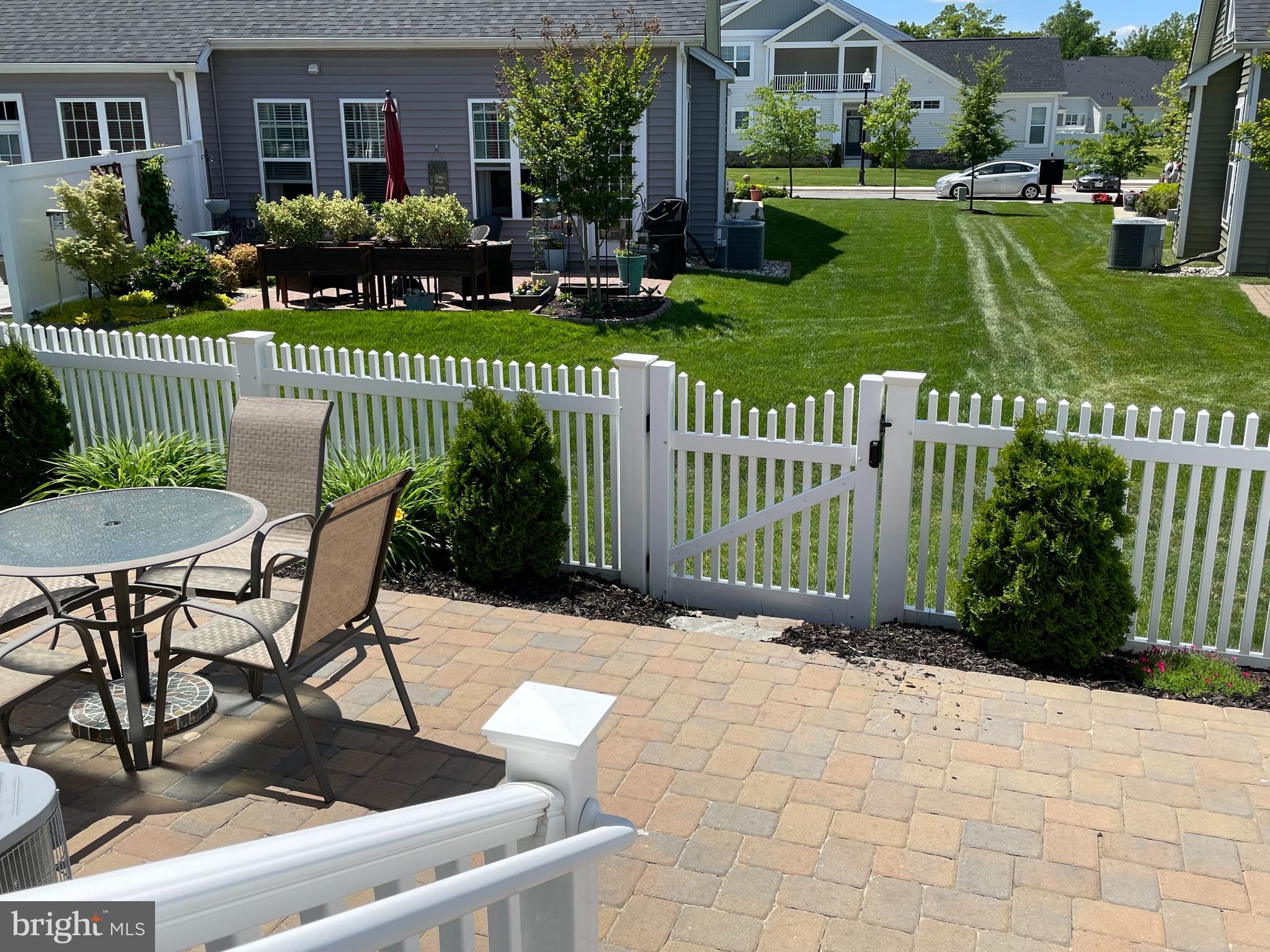 TWO RIVERS - Residential