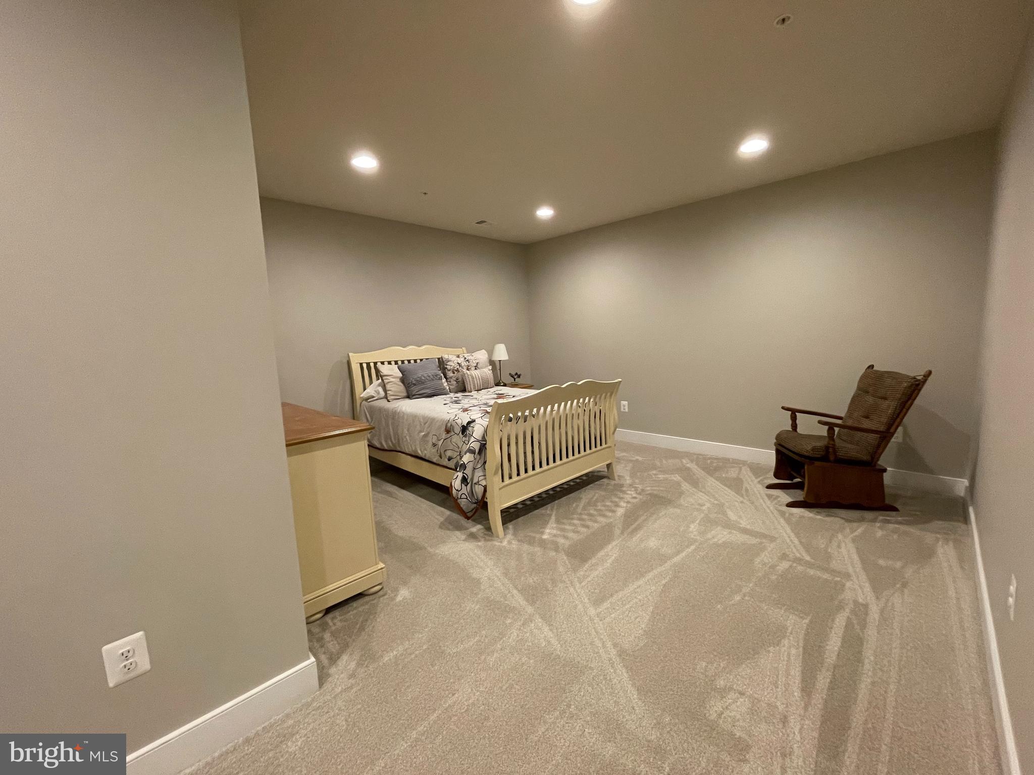 TWO RIVERS - Residential