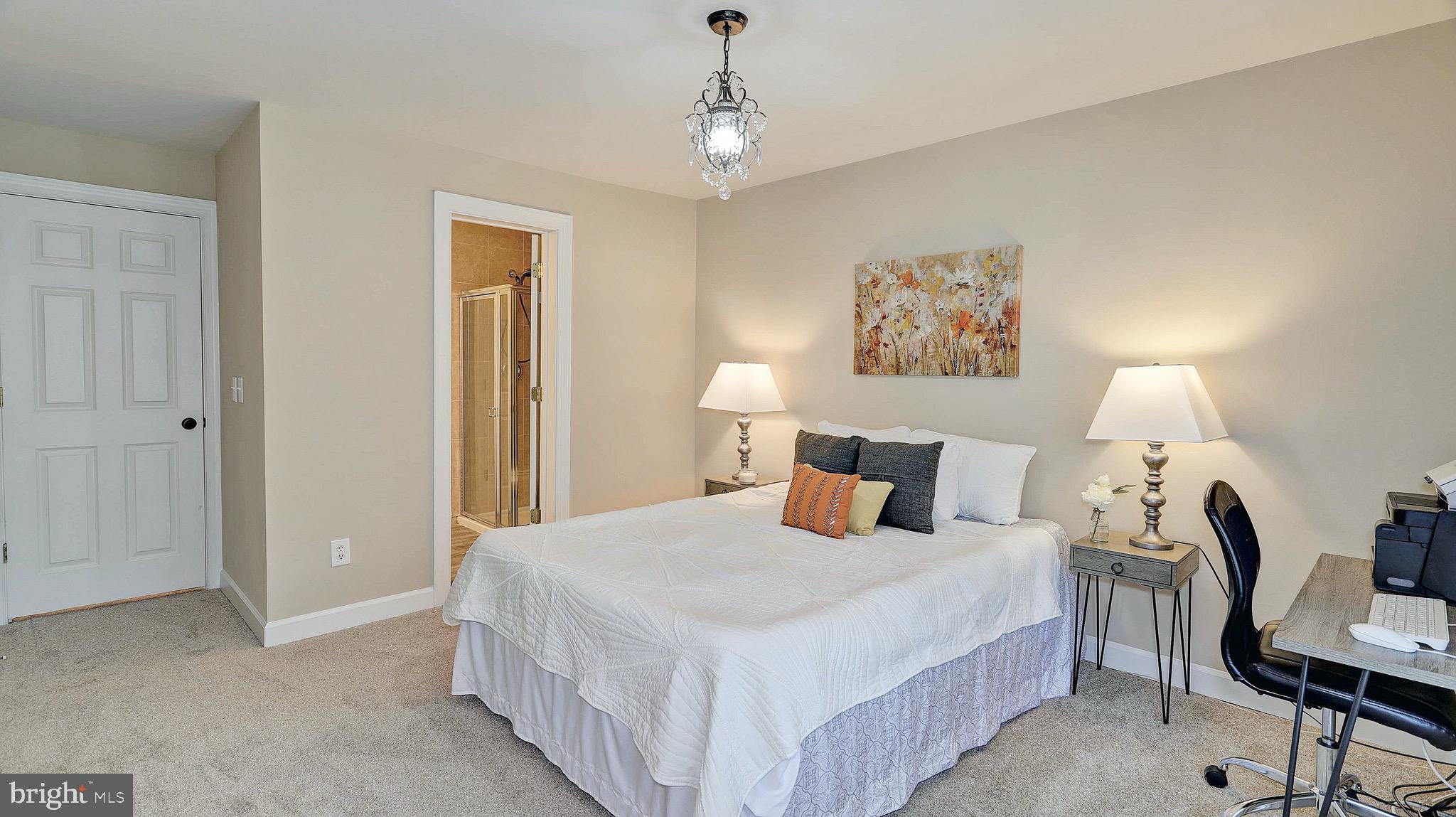 STRATFORD CONDOS - Residential