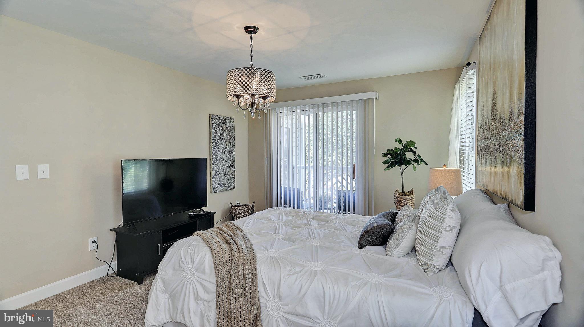 STRATFORD CONDOS - Residential